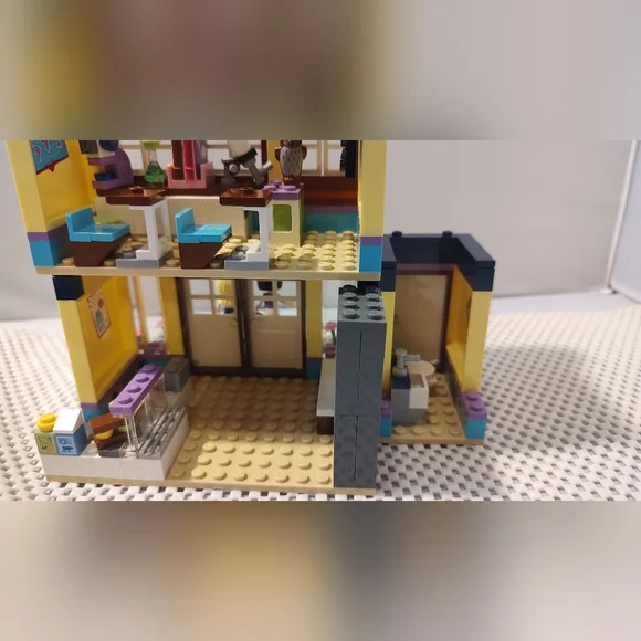 Lego Friends 41005 Heartlake High School Building Set